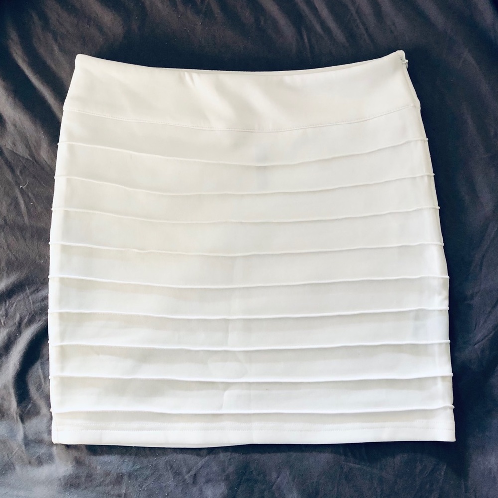 White miniskirt- medium